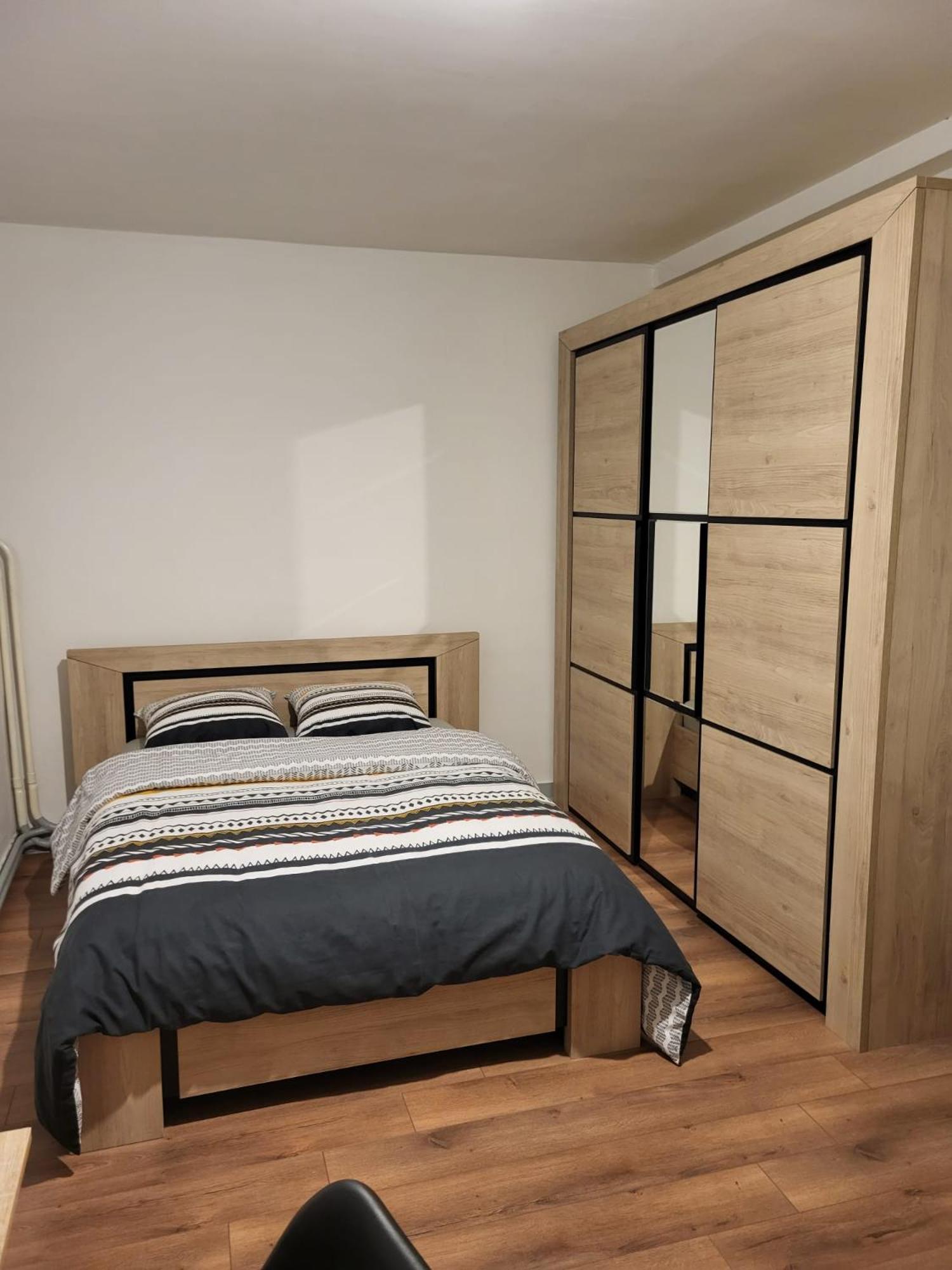 2 Chambres Chez L'Habitant Poitiers Eksteriør bilde